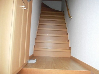落ち着いた玄関です