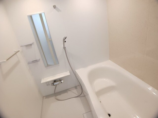 日々の疲れを癒すお風呂付です