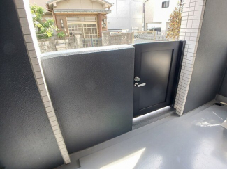 広々としたバルコニーです