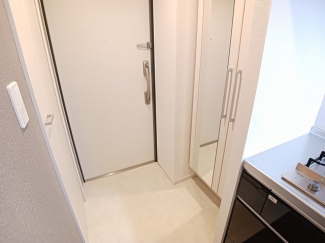 シンプルで使いやすい玄関です