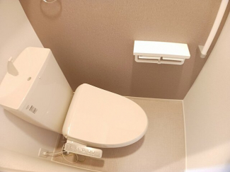 シンプルで使いやすいトイレです