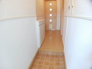 毎日通る玄関はこちらです