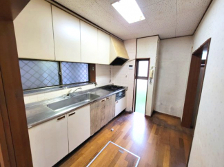 独立タイプのキッチン