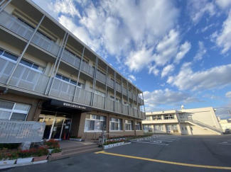 愛荘町立愛知川東小学校まで764m