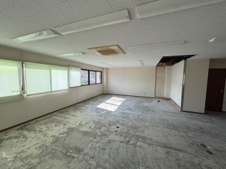 長田町８丁目テナントビルの画像