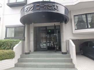 毎日通るエントランスはこのようになっています