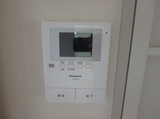 モニター付きインターフォン完備