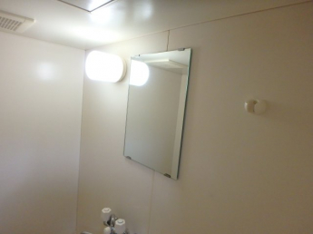 コンパクトで使いやすい洗面所