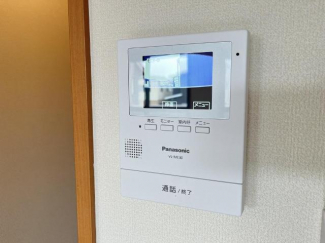 録画機能付きのモニターホンに交換