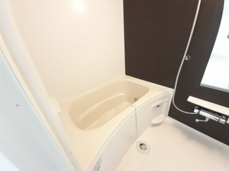 日々の疲れを癒すお風呂付です
