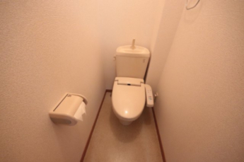 シンプルで使いやすいトイレです
