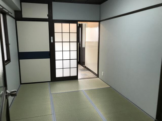 和室とキッチンの間に引き戸あり