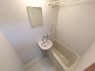 画像は202号室です。