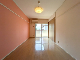 画像は202号室です。