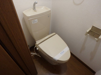 落ち着いたトイレです