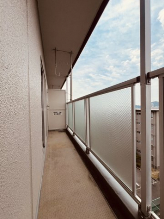 【バルコニー】