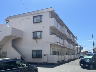 落ち着いた雰囲気の外観です