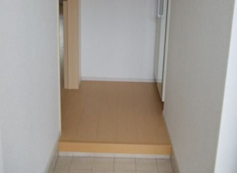 明るい玄関です