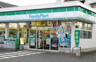 ファミリーマート高砂朝日町店まで374m