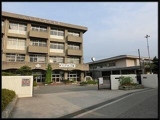 高砂市立高砂中学校まで1376m