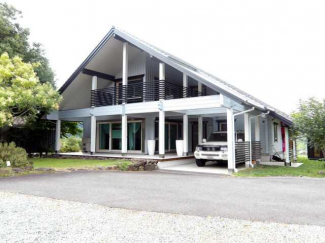 東温市上林の中古一戸建ての画像