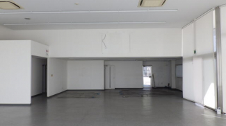 宇和島市並松１丁目店舗の画像