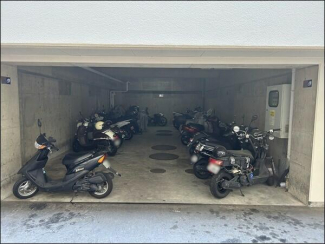 バイク置き場