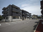 松山市持田町３丁目のアパートの画像
