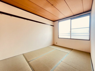 【寝室】
