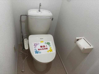 新品温水洗浄便座