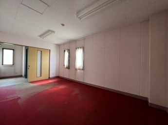 西条市飯岡の店舗の画像