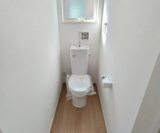 ２階にもトイレあります(^^)