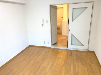 【寝室】