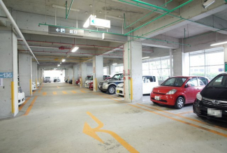 【駐車場】