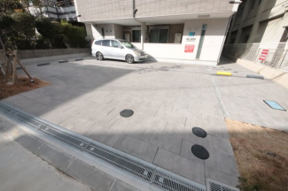【駐車場】