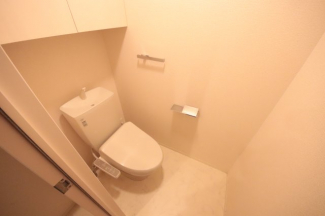 コンパクトで使いやすいトイレです