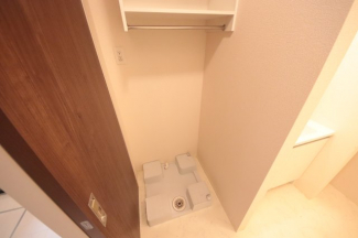 明るい洗面所です