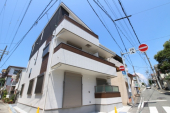 神戸市垂水区歌敷山４丁目のアパートの画像