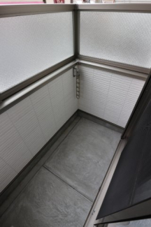 【バルコニー】