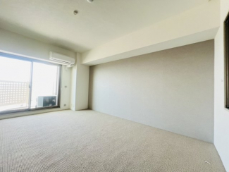 【寝室】