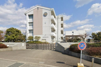 松山市立石井北小学校まで600m