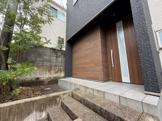 松山市衣山５丁目の中古一戸建ての画像