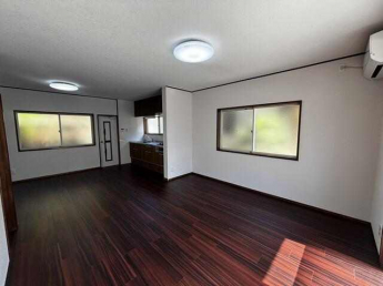 別府町のモダンなお家の画像