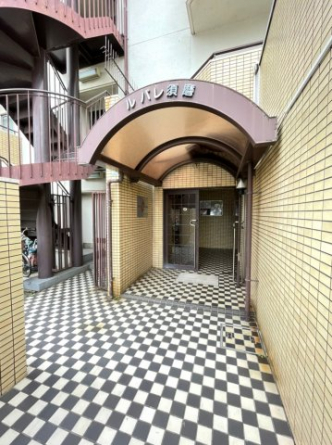 【エントランス】