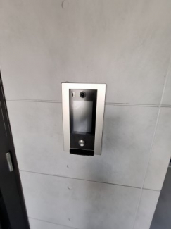 【玄関】