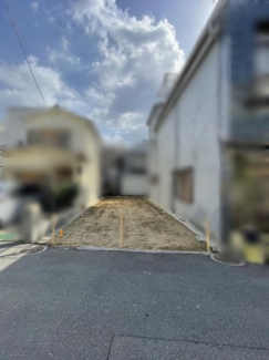 現地写真。スーパー、ドラッグストア、コンビニ等が徒歩圏内。生