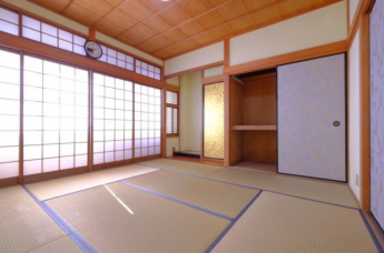 3階6帖洋室別角度です。