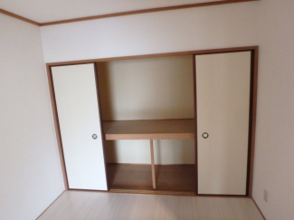たっぷりとした収納スペースです
