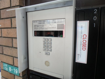 オートロック完備