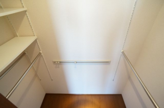 参考、同建物・反転間取りの号室